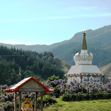 Hotel Mahamudra Buddhist Centre Colville Exterior foto